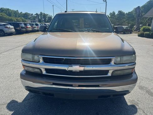 Used 2004 Chevrolet Tahoe LT w/ LT Preferred Equipment Group AWD/4WD image 3