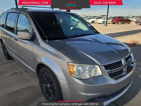 Used 2015 Dodge Grand Caravan SXT w/ UConnect Hands-Free Group image 3