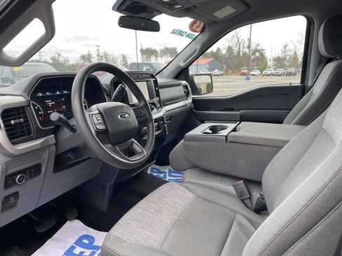 Used 2023 Ford F150 XLT image 11