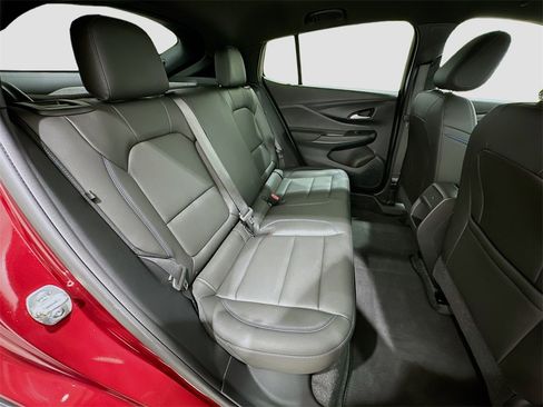 Used 2025 Buick Envista Sport Touring w/ Convenience I Package image 26