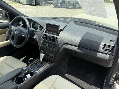 Used 2008 Mercedes-Benz C 350 Sport image 25
