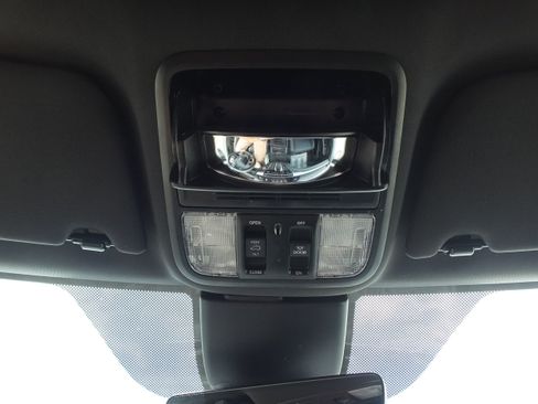 Used 2025 Honda Odyssey Sport-L image 33