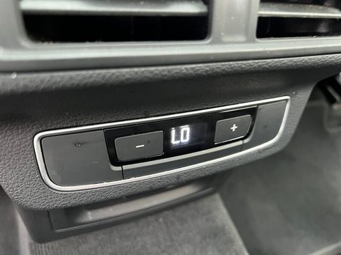 Used 2024 Audi Q5 2.0T Premium Plus AWD/4WD image 25