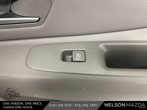 Used 2022 Hyundai Elantra SEL w/ Convenience Package image 40