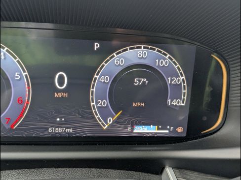 Used 2024 Jeep Wagoneer Series II image 9