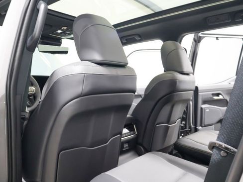 Used 2026 Lexus GX 550 w/ Accessory Package (2T) image 52