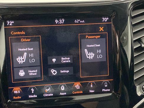 Used 2019 Jeep Cherokee Limited w/ Technology Group AWD/4WD image 31