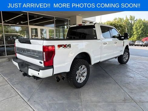 Used 2022 Ford F250 Platinum AWD/4WD image 6