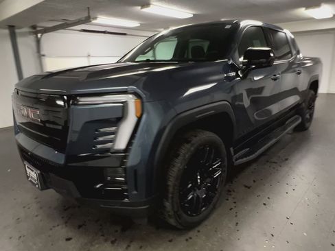 New 2026 GMC Sierra EV Elevation w/ LPO, Elevation Dark Package image 38