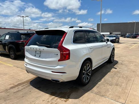 Used 2019 Volvo XC90 T6 Momentum w/ Advanced Package AWD/4WD image 3