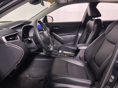 Certified 2025 Toyota Corolla Cross XLE w/ Convenience Package AWD/4WD image 12