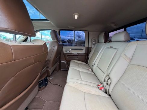 Used 2019 RAM 3500 Laramie image 31