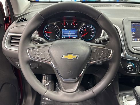 Used 2024 Chevrolet Equinox LT image 12