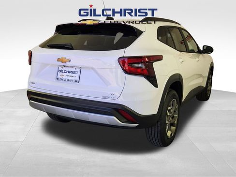 New 2026 Chevrolet Trax LT w/ Driver Confidence Package image 5