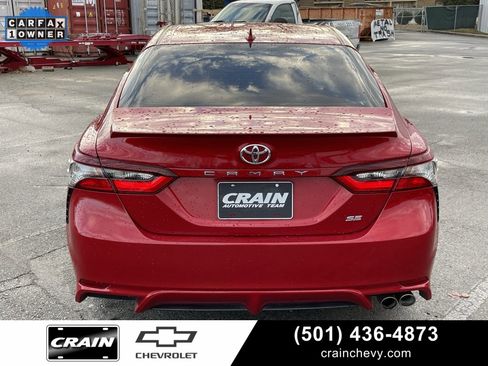Used 2021 Toyota Camry SE image 6