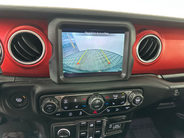 Used 2021 Jeep Wrangler Unlimited Rubicon AWD/4WD image 9
