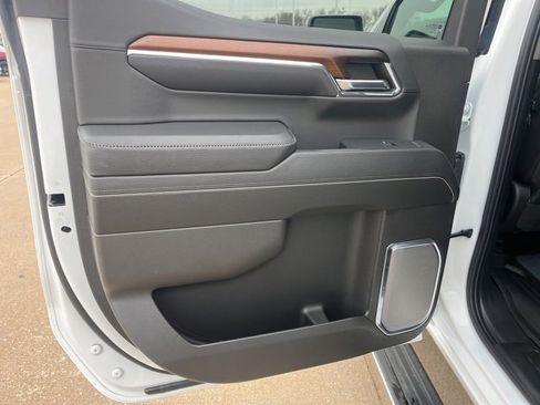 Used 2024 GMC Sierra 1500 Denali w/ Denali Reserve Package image 38