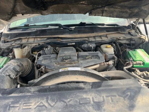 Used 2016 RAM 2500 SLT AWD/4WD image 8