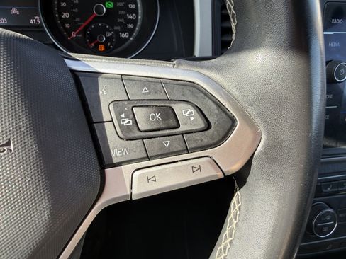 Used 2021 Volkswagen Atlas SE image 12