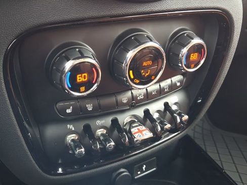 Used 2023 MINI Cooper Clubman S image 30