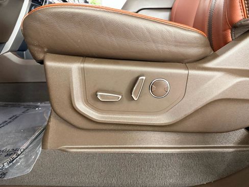 Used 2022 Ford F250 King Ranch AWD/4WD image 15