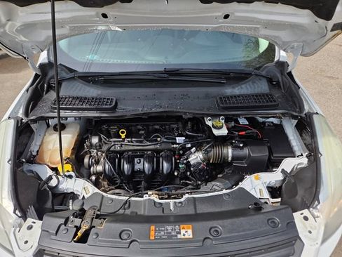 Used 2014 Ford Escape S w/ Equipment Group 101B FWD image 10