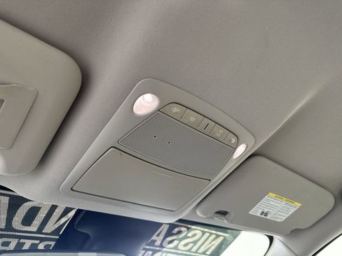 Used 2020 Nissan Rogue Sport SV FWD image 22