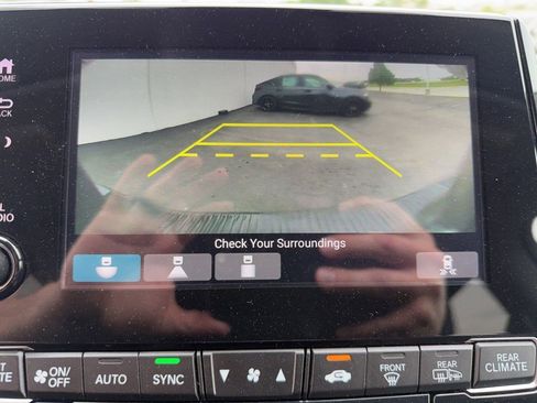 Used 2023 Honda Odyssey EX-L image 17