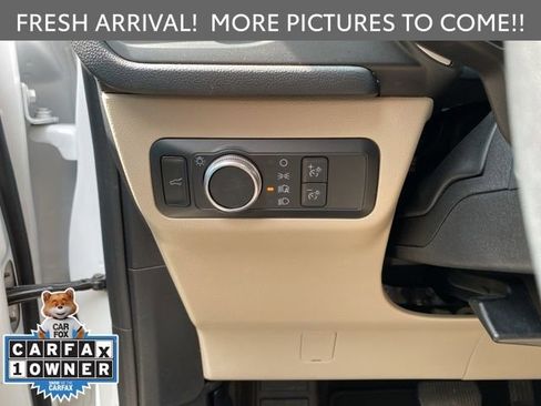 Used 2021 Ford Escape SE w/ Convenience Package FWD image 13