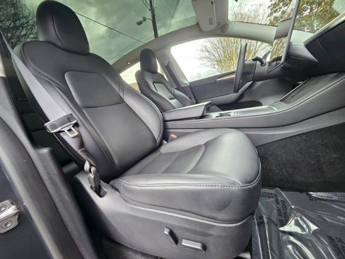 Used 2023 Tesla Model Y 2WD image 58