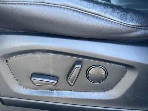 Certified 2024 Ford Explorer Limited w/ Equipment Group 301A image 24