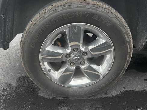 Used 2019 RAM 1500 Tradesman w/ Tradesman SXT Package AWD/4WD image 7