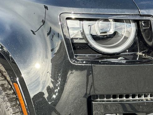 New 2026 Land Rover Defender 130 V8 image 12
