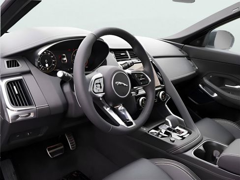 Used 2024 Jaguar E-PACE R-Dynamic SE image 20