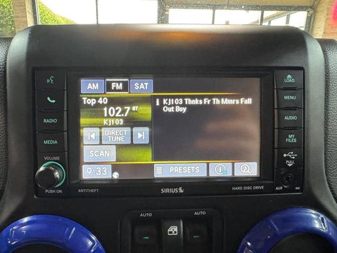 Used 2014 Jeep Wrangler Sport w/ Quick Order Package 24S AWD/4WD image 17