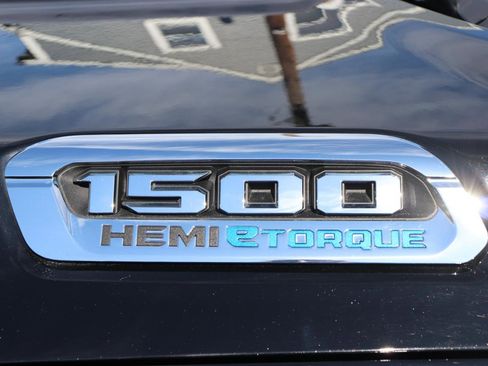 Used 2024 RAM 1500 Laramie AWD/4WD image 59