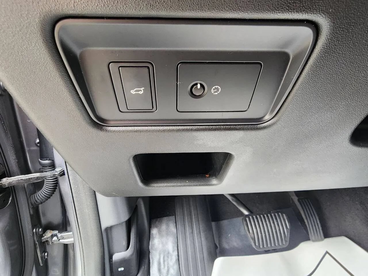 Used 2019 Land Rover Discovery HSE AWD/4WD image 19