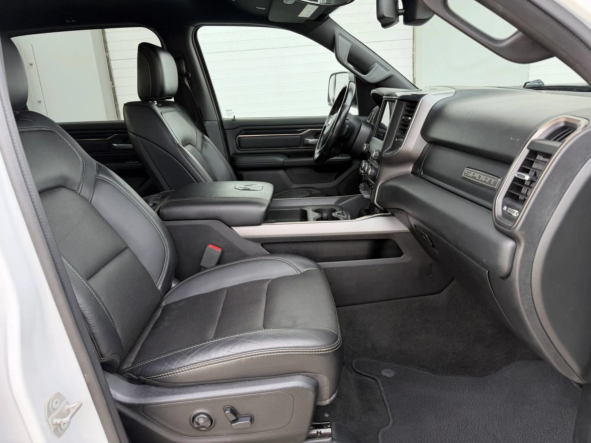 Used 2020 RAM 1500 Sport w/ Level 2 Equipment Group AWD/4WD image 13