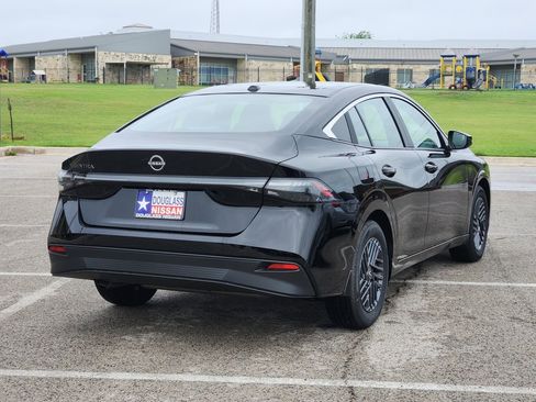 New 2026 Nissan Sentra SV FWD image 4