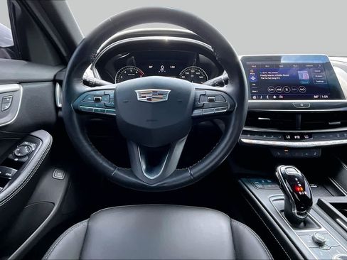 Used 2023 Cadillac CT5 Luxury w/ Cold Weather Package RWD image 10