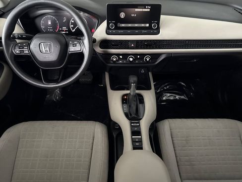 Certified 2023 Honda HR-V LX image 9