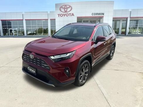 Used 2022 Toyota RAV4 Limited AWD/4WD image 8