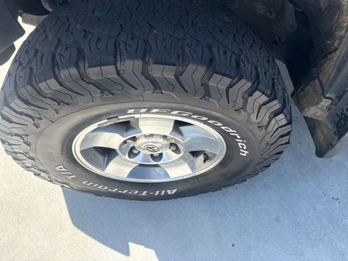 Used 2008 Toyota FJ Cruiser 4WD image 23