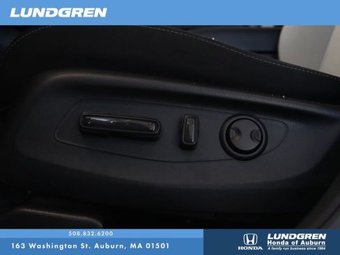 Used 2023 Honda CR-V EX image 13