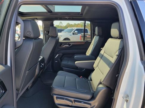 New 2026 GMC Yukon XL Denali w/ Sun & Power Step Package image 27