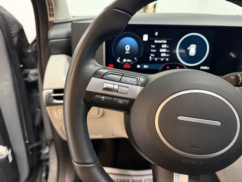 Certified 2025 Hyundai Tucson SEL image 23