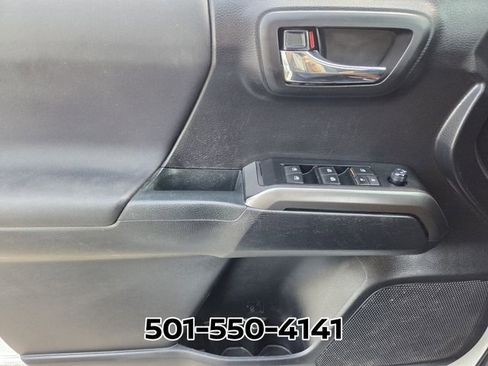 Used 2021 Toyota Tacoma TRD Off-Road w/ Technology Package AWD/4WD image 35