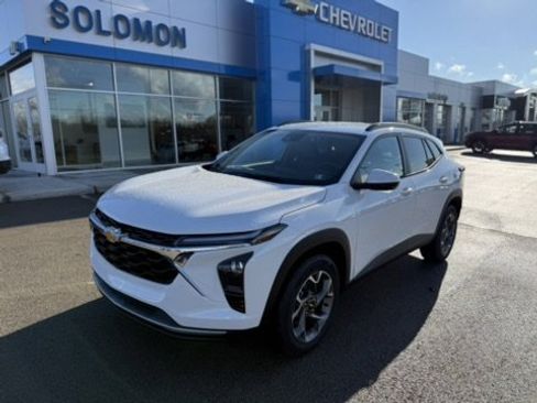 New 2026 Chevrolet Trax LT w/ Driver Confidence Package image 1