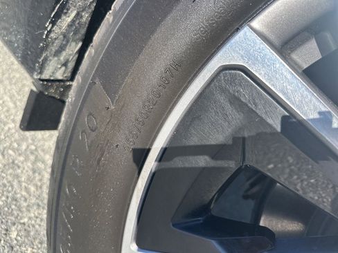 Used 2024 Cadillac Lyriq Luxury w/ LPO, Floor Liner Package image 32