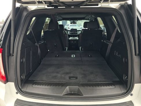 Used 2021 GMC Yukon SLT w/ SLT Luxury Plus Package AWD/4WD image 26